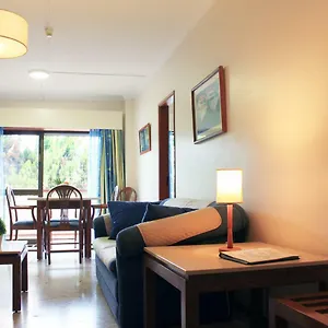 https://apartamento-praia-vau-t1.hotelaalgarve.com